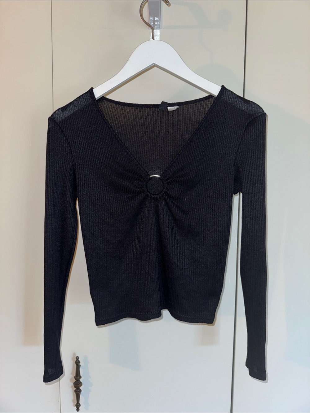 Black Ring-Front Long Sleeve Top
